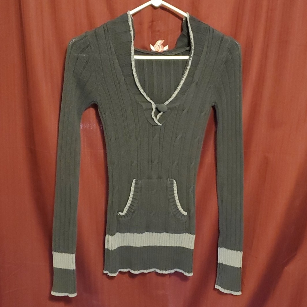 Junior Hooded Sweater
